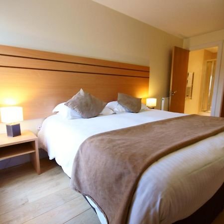Lodge Drive Serviced Apartments Енфілд Номер фото